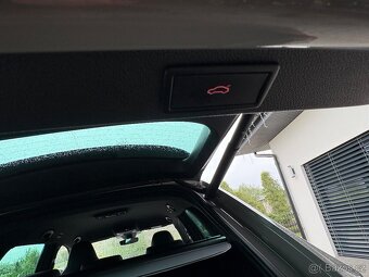 Superb 3 2TDI DSG 147kw Sportline Virtual Matrix M.rok2022 - 16