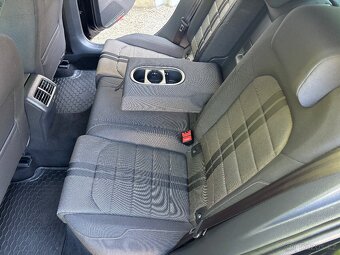 Volkswagen Golf,  1.2 TSi 77 kW 1.MAJITEL NEHAVAR. SERVISKA - 16
