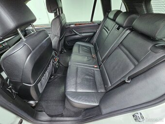 BMW X5 3.5D 210KW, 4X4, TAŽNÉ 3.5T, ŠÍBR - 16