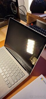 Microsoft Surface Laptop 4 AMD Ryzen 5, 256GB, 8GB Go RAM - 16