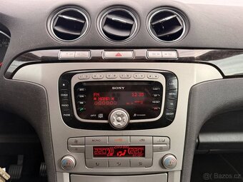 Ford Galaxy, 2.0TDCi 103kW, PLNÝ SERVIS  - 16