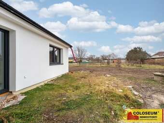 Hevlín, novostavba RD 4+kk, 132 m2, podlahové topení, zahrad - 16