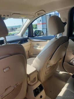 BMW 220d Active touer F45 - 16