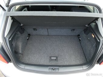 Volkswagen Polo 1.2 HTP 51kW CROSS,navigace - 16