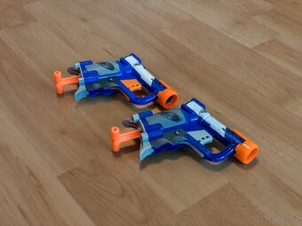 Velká sada 7 zbraní a příslušenství Nerf - 16