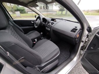 Prodám Renault Megane 1.4i 16V 72Kw r.v.2007 - 16