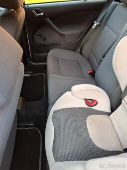 Škoda Octavia 1.9 tdi Tour 4/2010 combi - 16