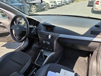 Opel Astra 1.6 77KW - 16