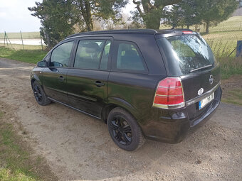 Opel Zafira 1.8 103Kw  RV.2006 7.míst. TAŽNÉ-NOVÁ STK - 16