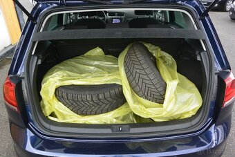 PRODÁM Volkswagen Golf VII 1.2TSi NAVI - 16