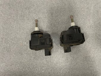 BMW Z3 přední světla - 16