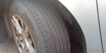 PEUGEOT 407 2.0 - 16