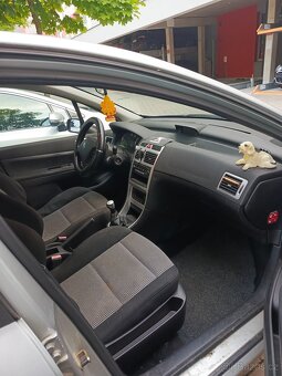 Peugeot 307 1.6 16V (2006)– na opravu nebo na díly - 16