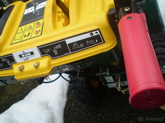 sněžná fréza Yard-Man - 16