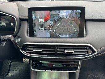 MG EHS PHEV Luxury 1.5 190kW AUT. Panorama Full LED Kamera - 16