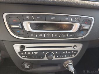 Renault Mégane 1,9 DCI kombi BOSE - 16