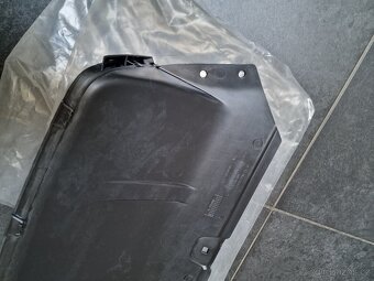 Originální zadní difuzor pro BMW F10 M5 (komplet set) - 16