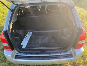 HYUNDAI TUCSON 2.0 CRDI 103 KW 4X4 ROK 2007 - 16