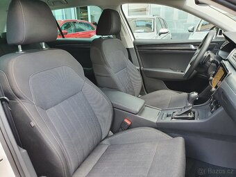 Škoda Superb iV Combi 1.4TSI 160kW DSG Style Matrix Ambient - 16