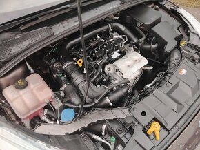 ford focus 2018/5 1.0 benzin 92 kw 1. majitel titanium - 16