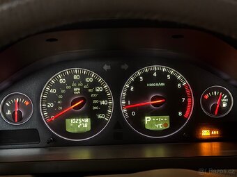 Volvo XC90 2.5T LPg - 16