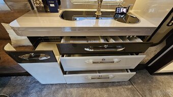 HOBBY 650 UFF PREMIUM KLIMA MOVER - 16