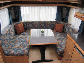 prodám karavan HOBBY s nájezdem pro invalidy - 16