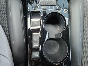Peugeot 2008 1.2PT 130 GT EAT8 - 16