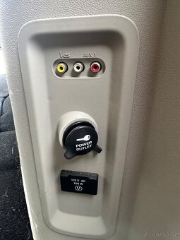 CHRYSLER TOWN & COUNTRY 3,6 L V6 211kw 118416km 7 míst 2012 - 16