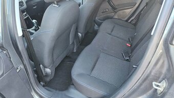 PEUGEOT 208 1,6 HDI STYLE - 16