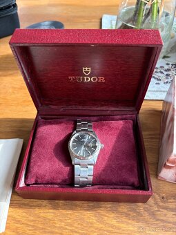Tudor Prince Oysterdate - 16