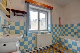 Prodej rodinné domy, 180 m2 - Hostinné - 16