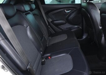 Hyundai ix35 2,0CRDi 4x4 TAŽNÉ - 16