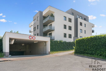 Pronájem bytu 2+kk 66 m², OV, Praha 9 – Vysočany - 16