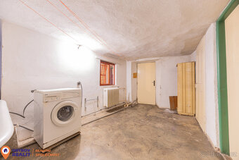 Prodej, rodinný dům se zázemím zemědělské usedlosti, pozemek - 16