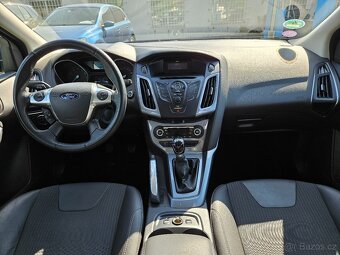FORD FOCUS 1.6i 92KW KOMBI 2011 141TKM TITANIUM - 16