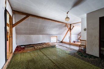 Prodej menšího RD do L s nádvořím, bez zahrady, nemovitost k - 16