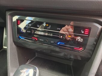 VW Tiguan 2.0TDI 147kW 4x4 DSG R-Line 39tkm Virtual ACC Navi - 16