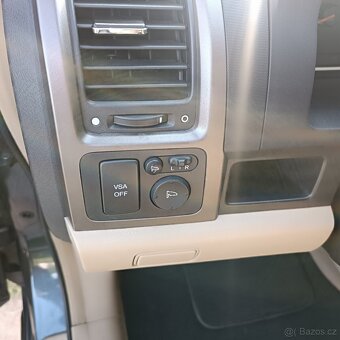 Prodám Hondu CR-V 4x4 - výbava EXECUTIVE - 16
