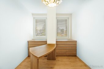 Prodej bytu 4+kk s terasou, sklepem a 2 garáž.místy Olomouc - 16