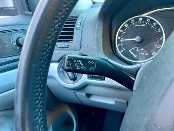 Škoda Octavia 1.6TDi / KLIMA / 2009 - 16