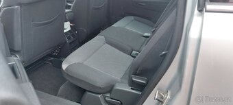 Opel Zafira 1,6 benzin Facelift 2010 - 7 mistne - 16