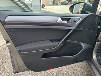 VW GOLF VII 1.2 TSI 63kW, 127000 km, r.v.2015 - 16