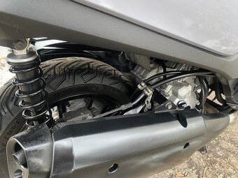 Yamaha Tricity 300 - 16