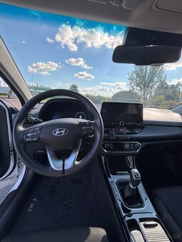 Hyundai i30 1.5 T-GDI MHEV Style FL combi - 16