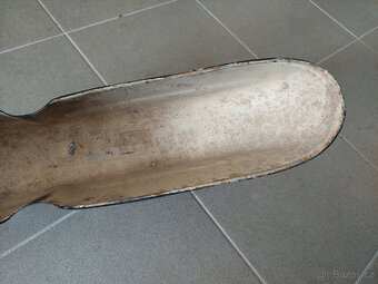 Jawa 50 pionyr - přední blatnik - 16