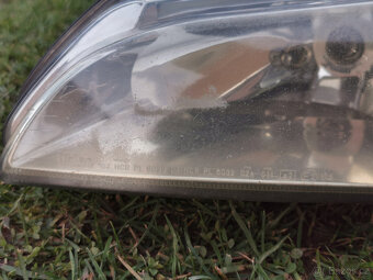 leve predni svetlo peugeot 406 coupe - 16