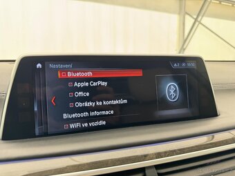 BMW Řada 7, 750iL V8 4-mistna 4x4 CZ - 16