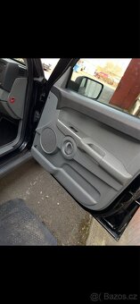 Jeep commander 3,0 crd 195 tis - 16