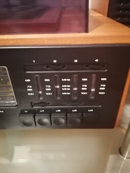 Retro rádiogramofon Tesla Moderato 1037 A - 16